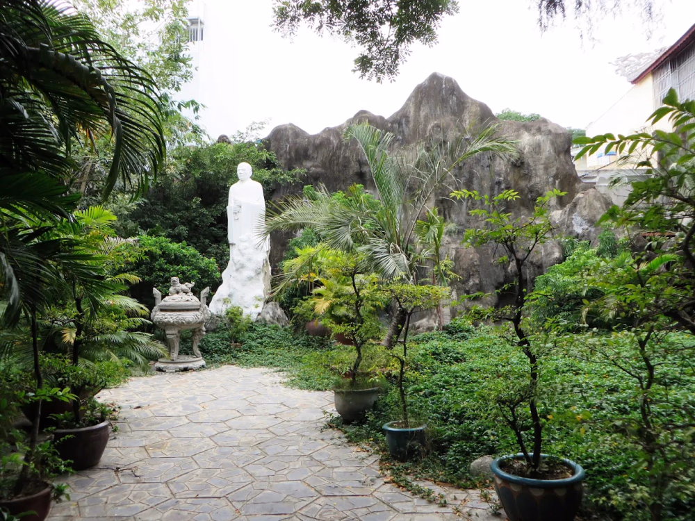 Chùa Long Sơn Nha Trang - ảnh 3